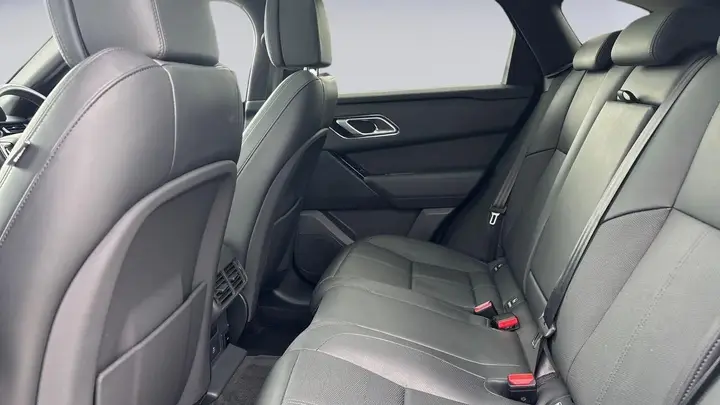Land Rover Range Rover Velar 2024 photo 4