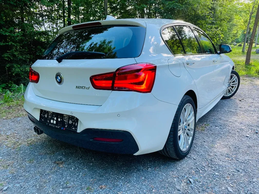 BMW 1 Series 2017 photo 2