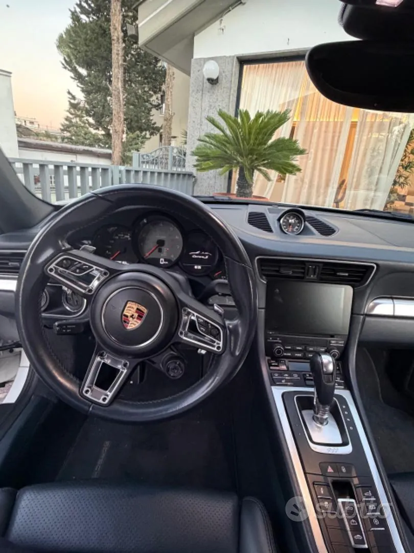 Porsche 911 2017 photo 4