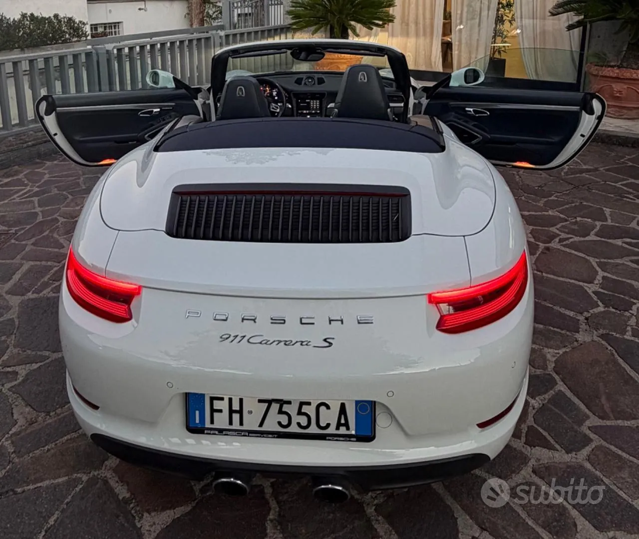 Porsche 911 2017 photo 2