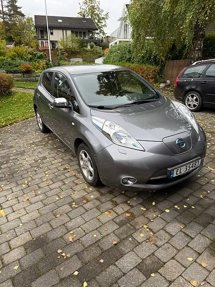Nissan Leaf 2014 photo 4