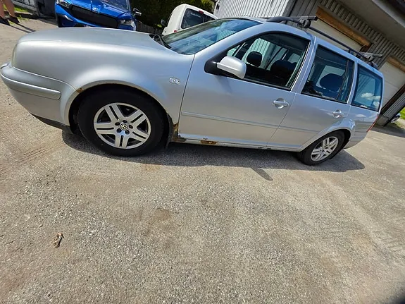 Volkswagen Golf Iv 2001 photo 2