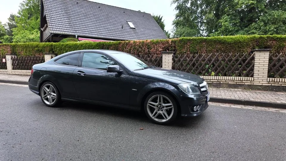 Mercedes-Benz C 180