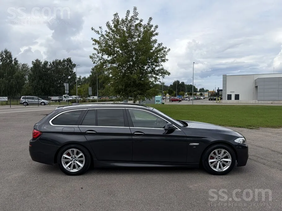 BMW 530 2011 photo 4