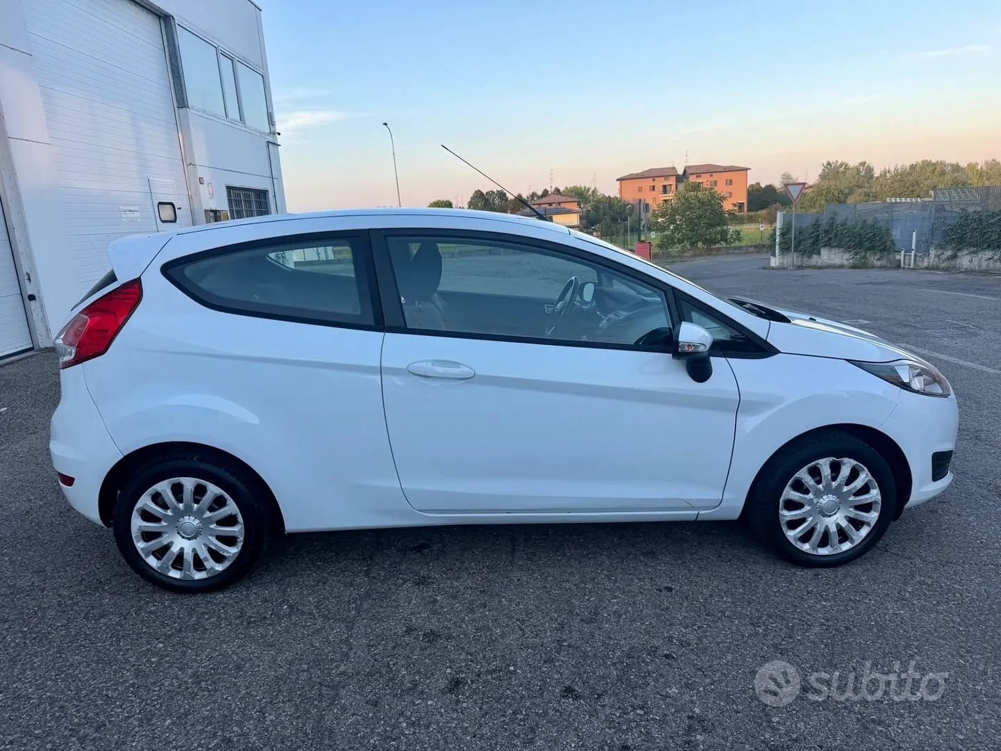 Ford Fiesta 2013 photo 4