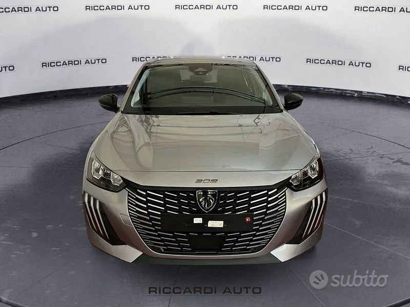 Peugeot 208 2026 photo 2