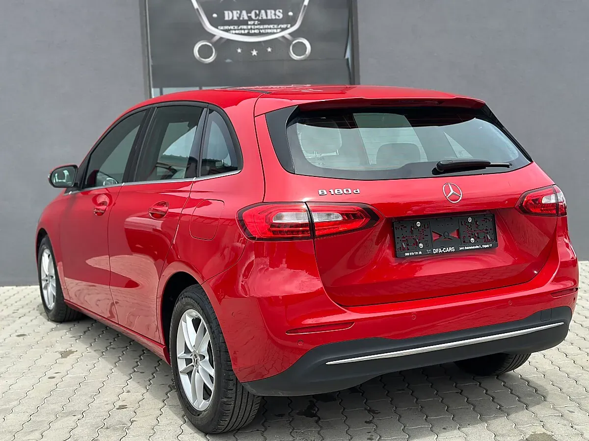 Mercedes-Benz B-Class 2019 photo 3