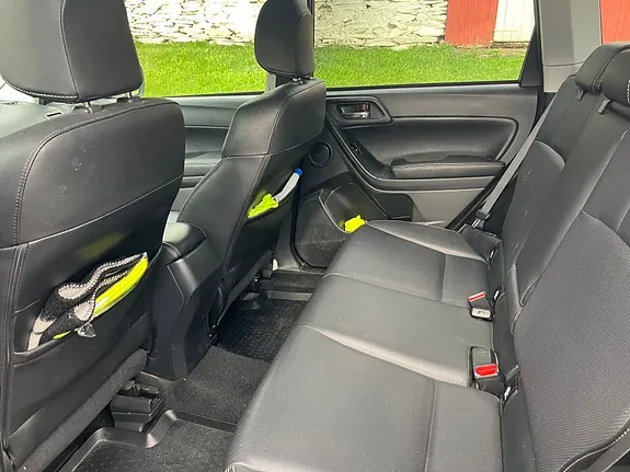 Subaru Forester 2015 photo 3