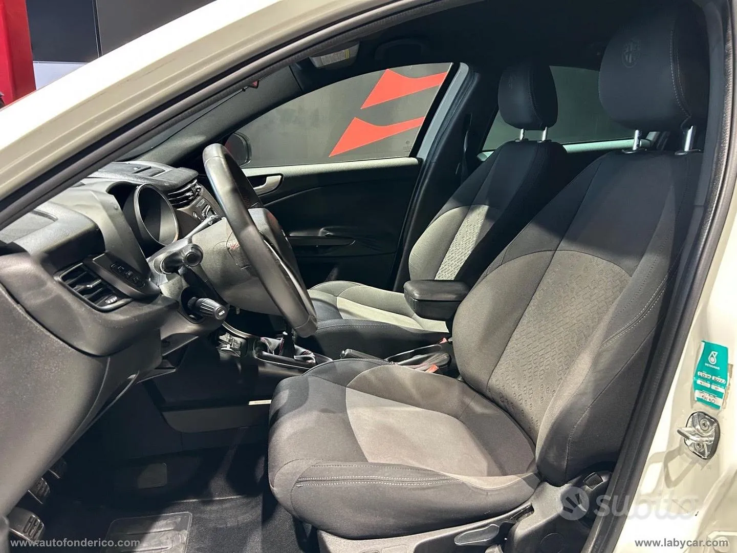 Alfa Romeo Giulietta 2015 photo 5