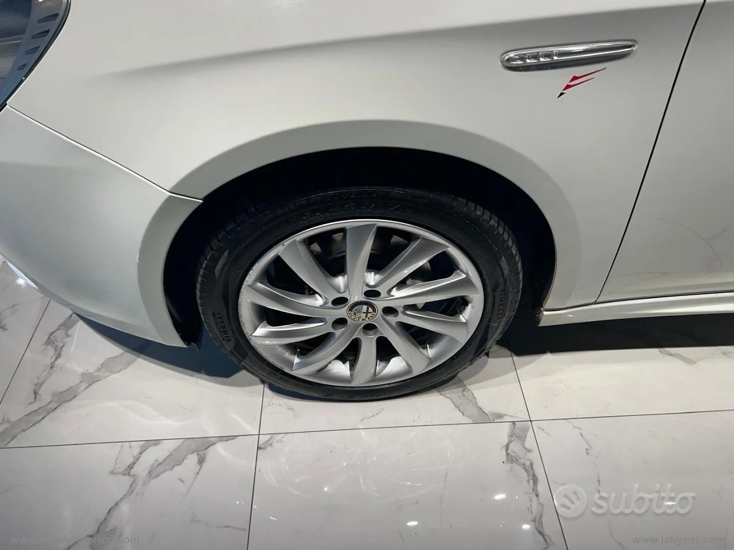 Alfa Romeo Giulietta 2015 photo 3