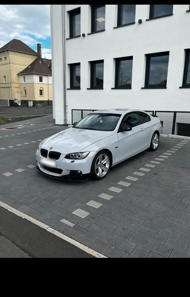 BMW 325I Coupé