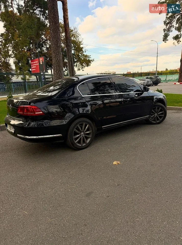 Volkswagen Passat 2011 photo 5