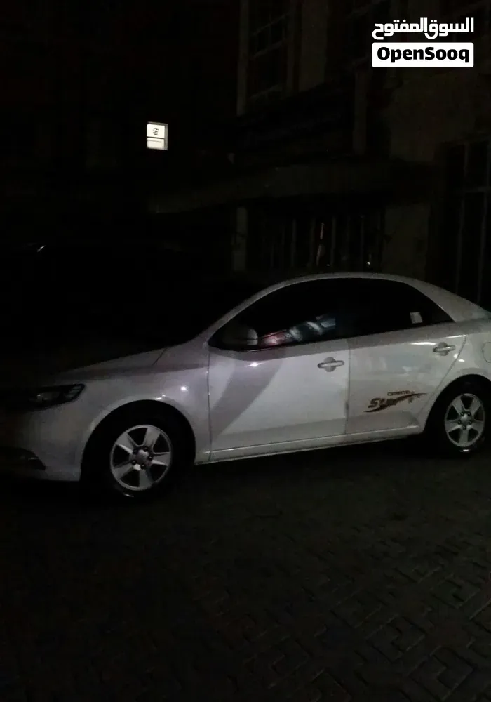 Kia Cerato 2013 photo 3