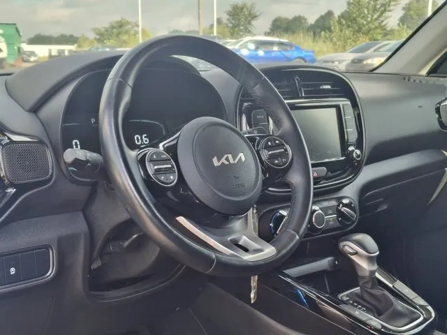 Kia Soul 2023 photo 3