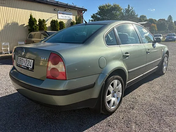 Volkswagen Passat 2003 photo 3