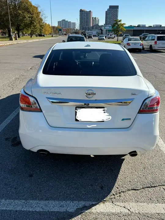 Nissan Altima 2014 photo 2