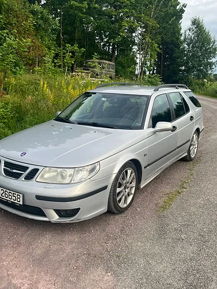 Saab 9-5 2005 photo 2