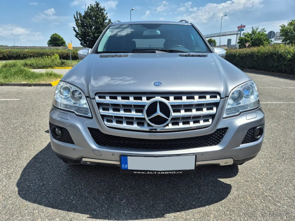 Mercedes-Benz Ml350 2010 photo 2