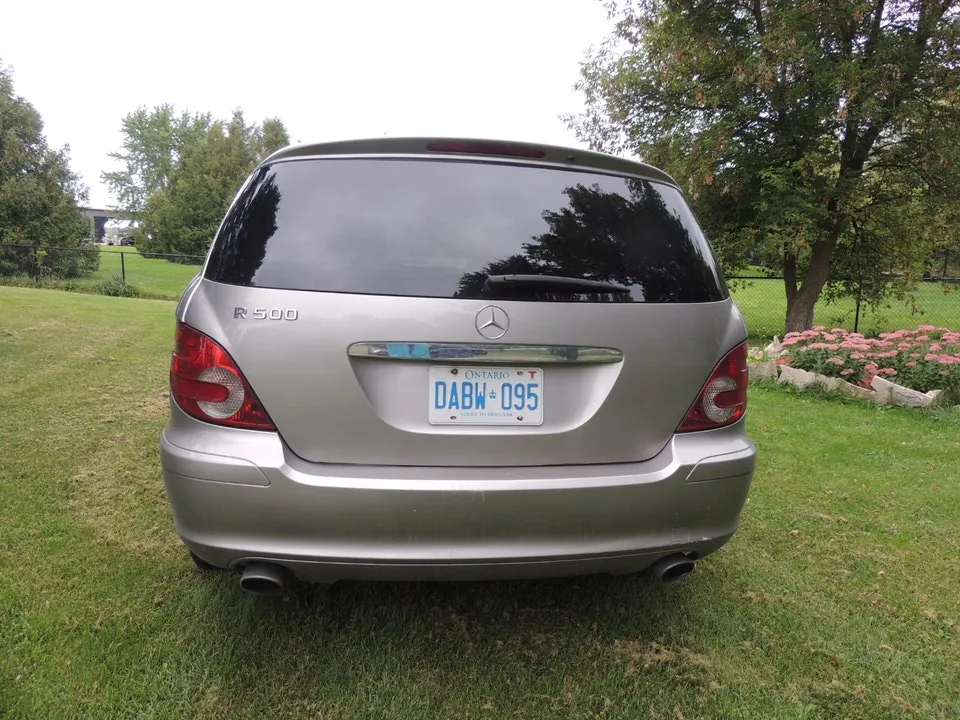 Mercedes-Benz R-Class 2006 photo 2