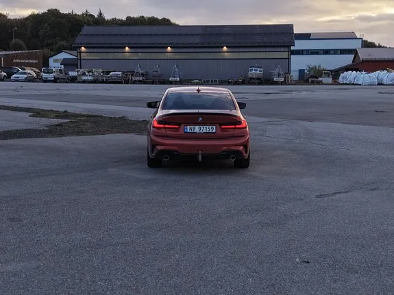 BMW 330E 2020 photo 3