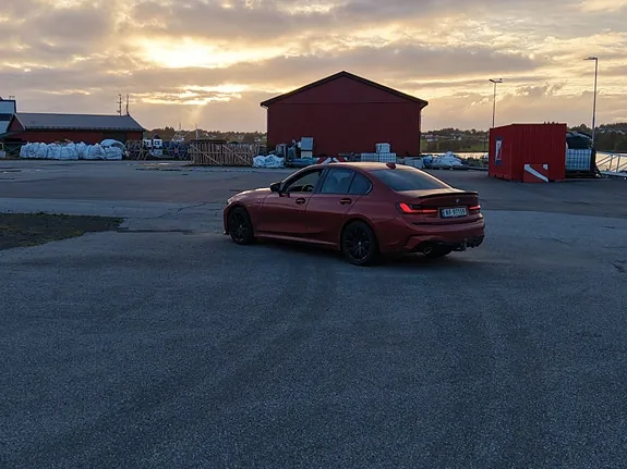 BMW 330E 2020 photo 2