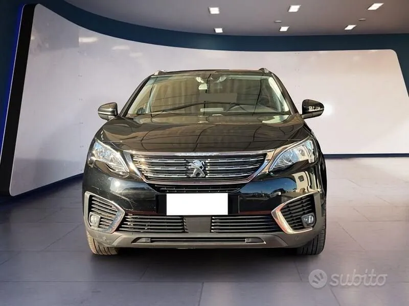 Peugeot 5008 2020 photo 2