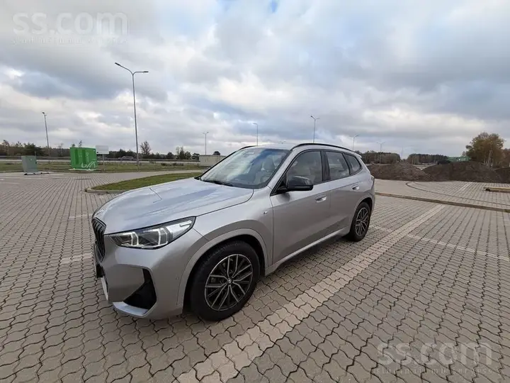 BMW X1 2023 photo 2