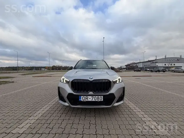 BMW X1