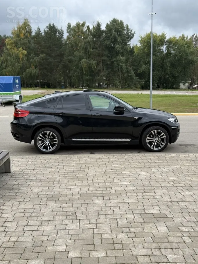 BMW X6 2011 photo 2