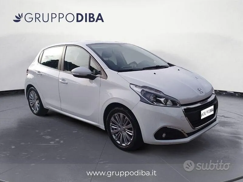 Peugeot 208 2017 photo 3