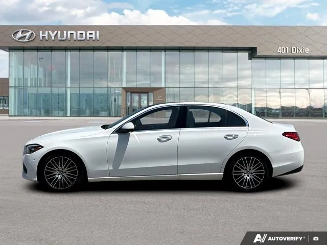 Mercedes-Benz C-Class 2023 photo 2
