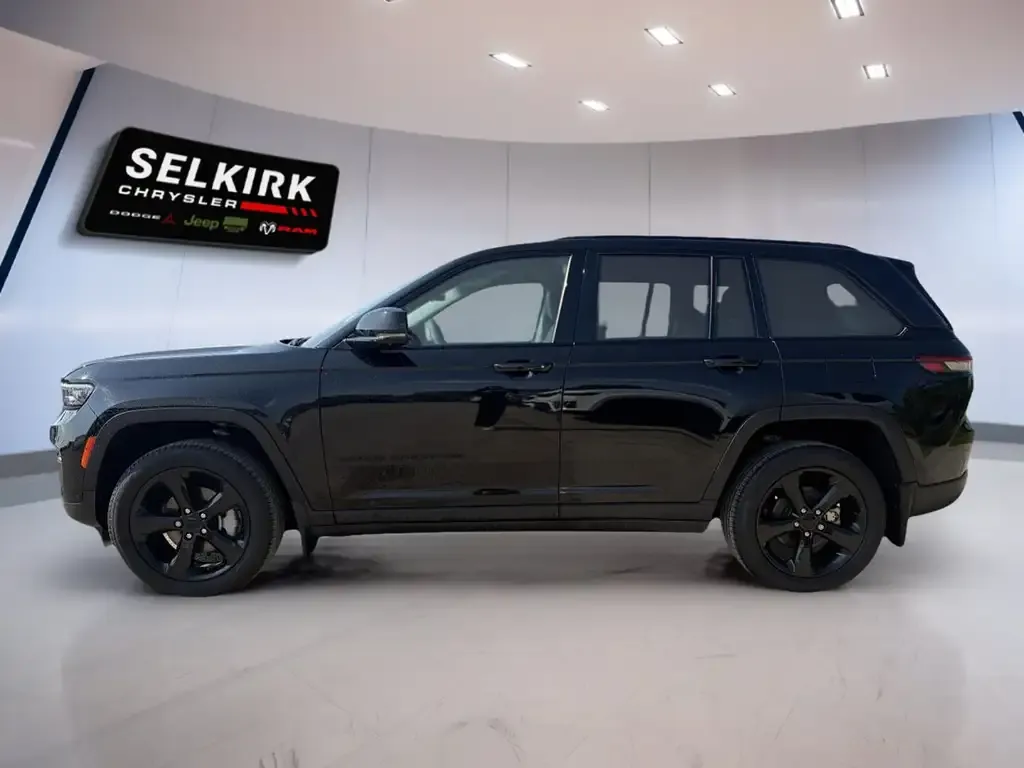 Jeep Grand Cherokee 2023 photo 3