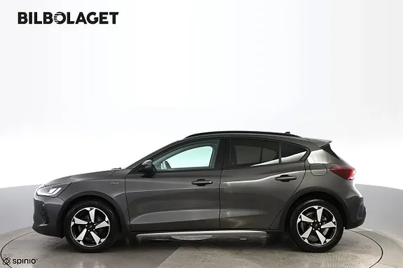 Ford Focus 2022 photo 2