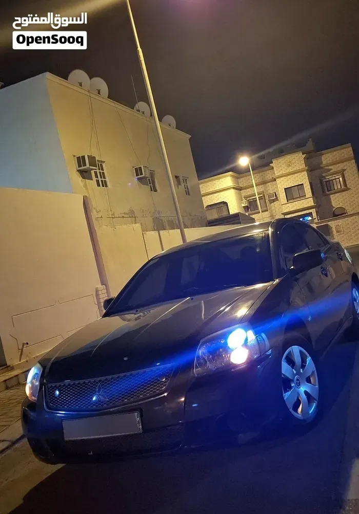Mitsubishi Galant 2013 photo 4