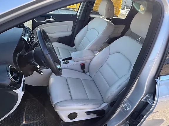 Mercedes-Benz B-Electric 2017 photo 3