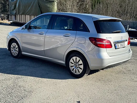 Mercedes-Benz B-Electric 2017 photo 5