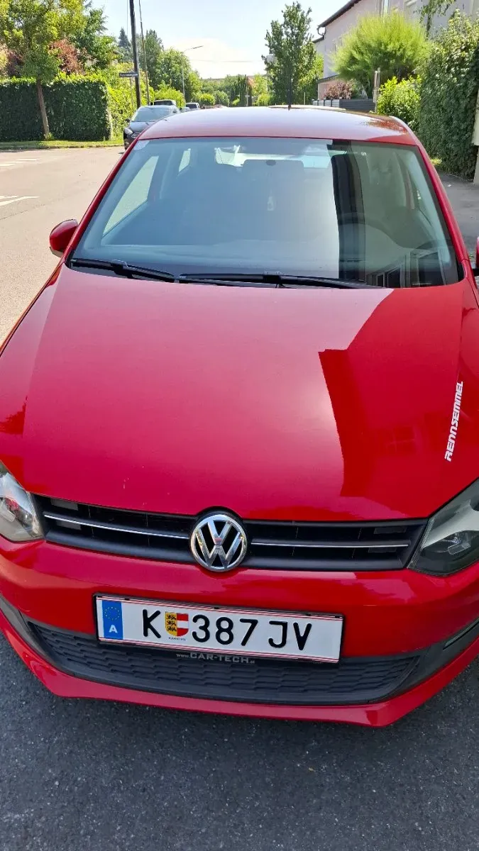 Volkswagen Polo 2010 photo 2