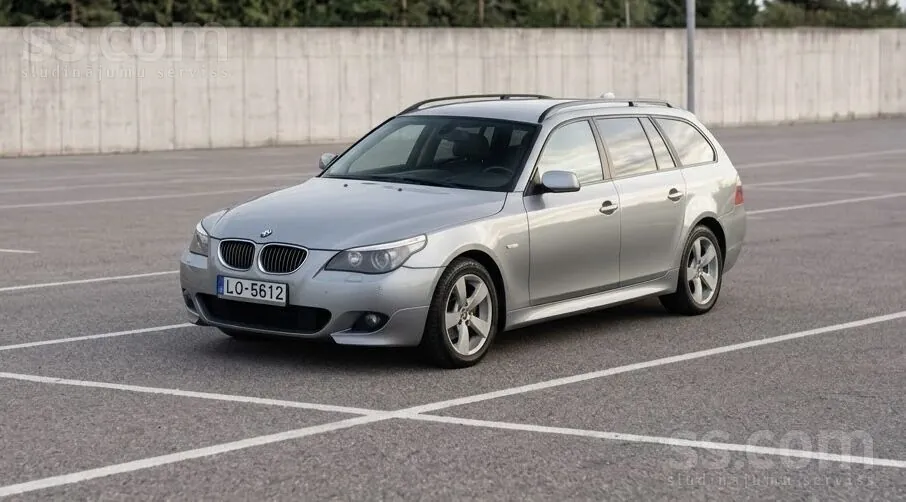 BMW 530