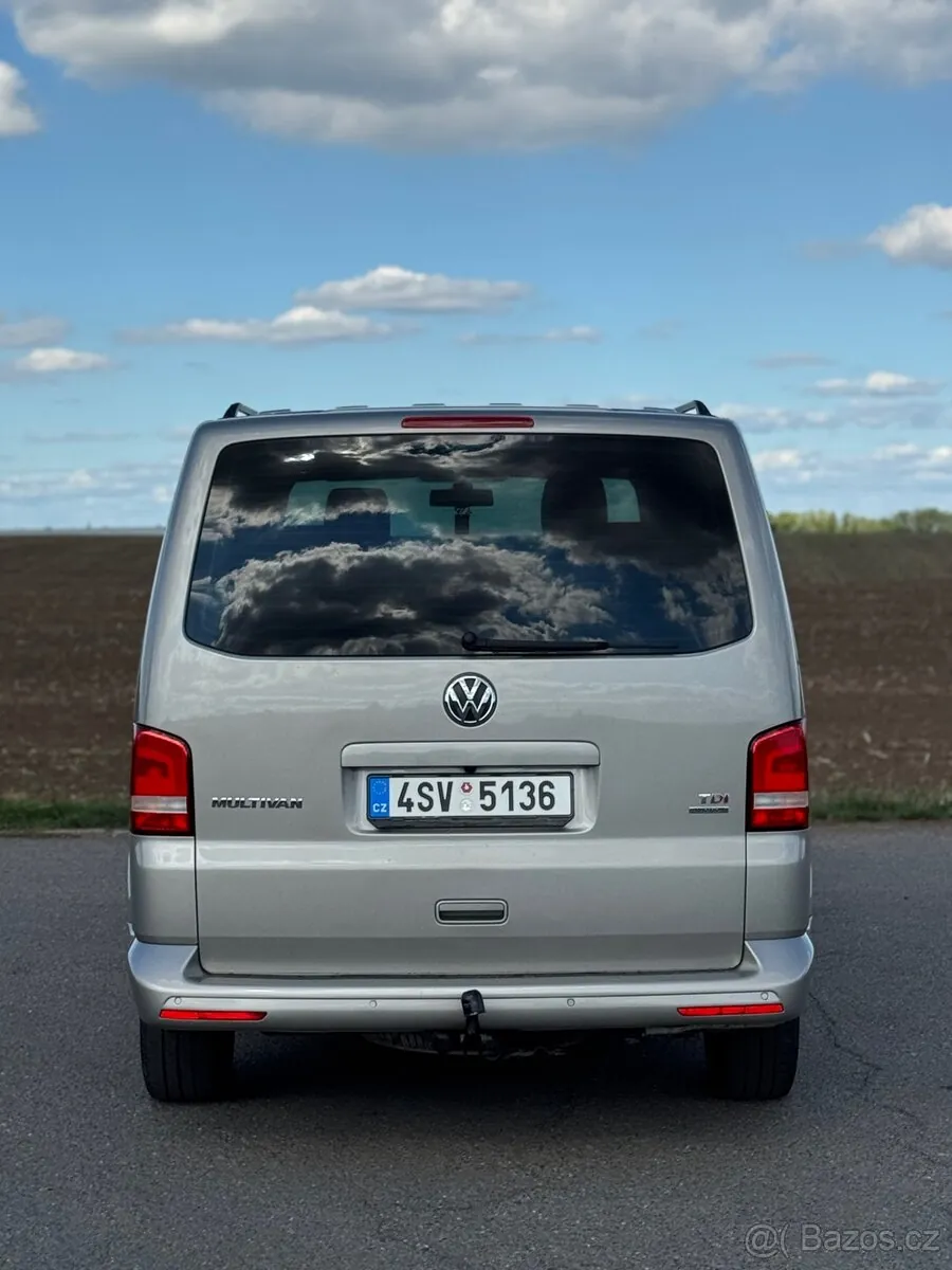Volkswagen Multivan 2014 photo 4