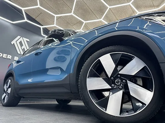 Volvo C40 2022 photo 2