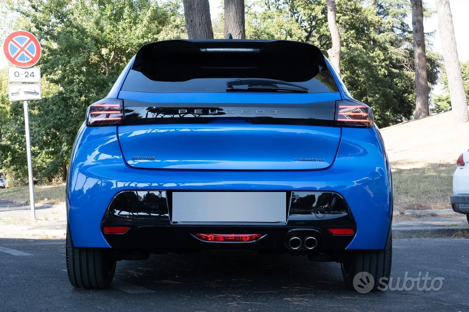 Peugeot 208 2024 photo 2