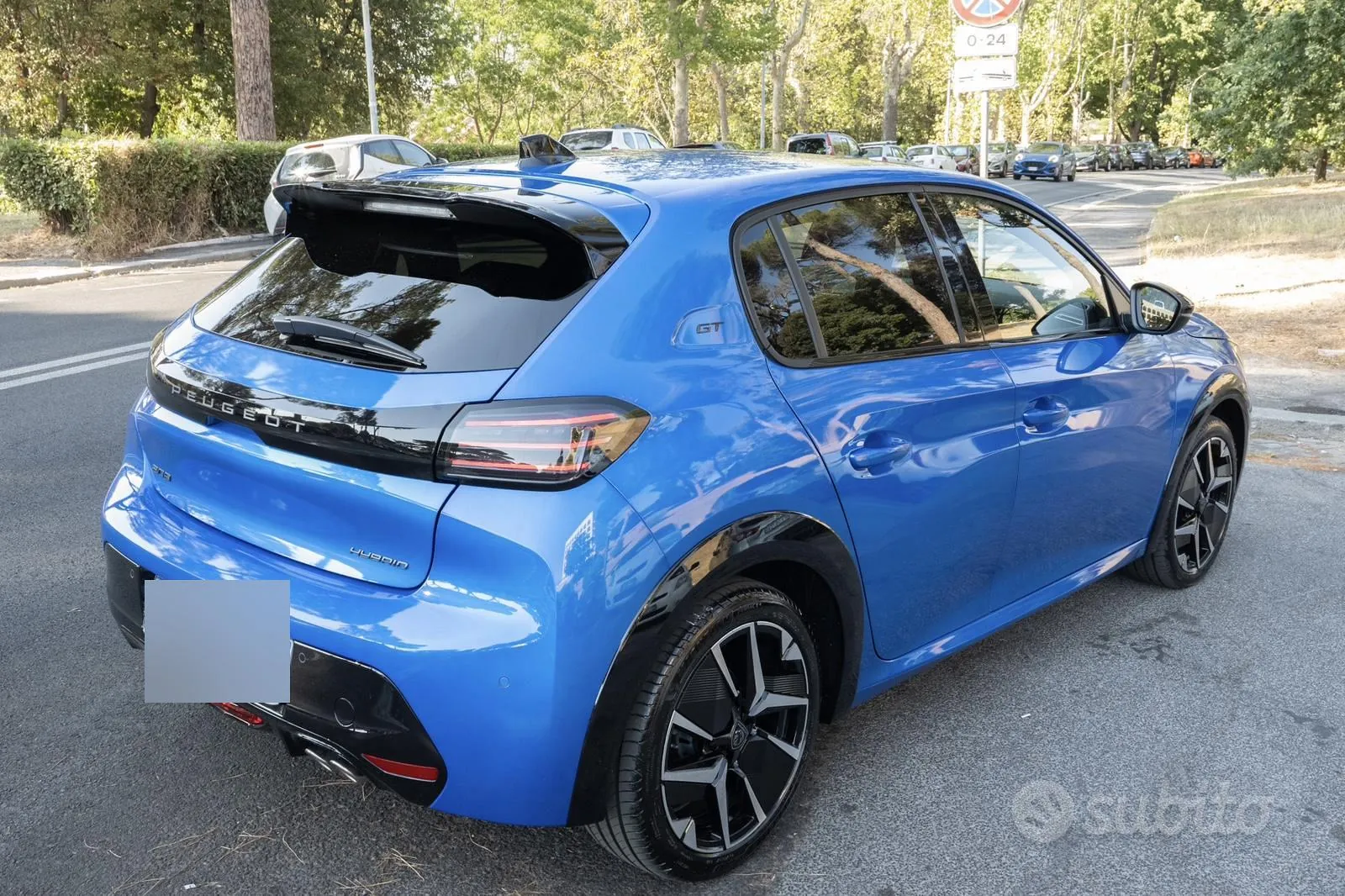 Peugeot 208 2024 photo 3