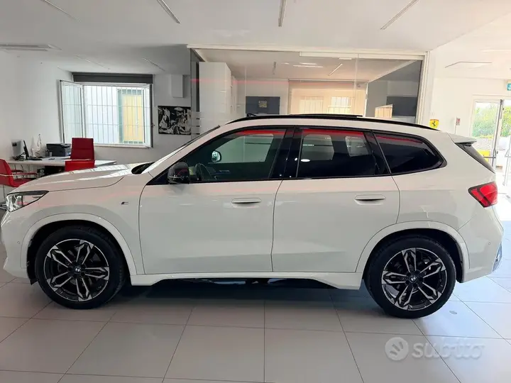 BMW X1 2022 photo 4