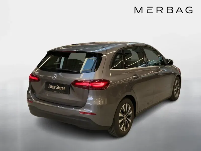 Mercedes-Benz B-Class 2024 photo 3