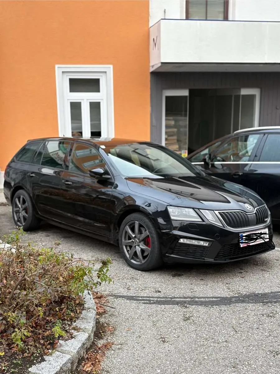 Skoda Octavia 2017 photo 2