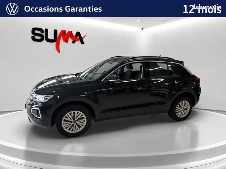 Volkswagen T-Roc 2023 photo 2