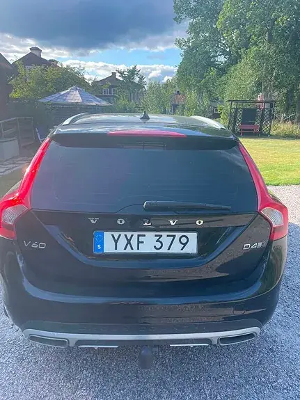 Volvo V60 2018 photo 2