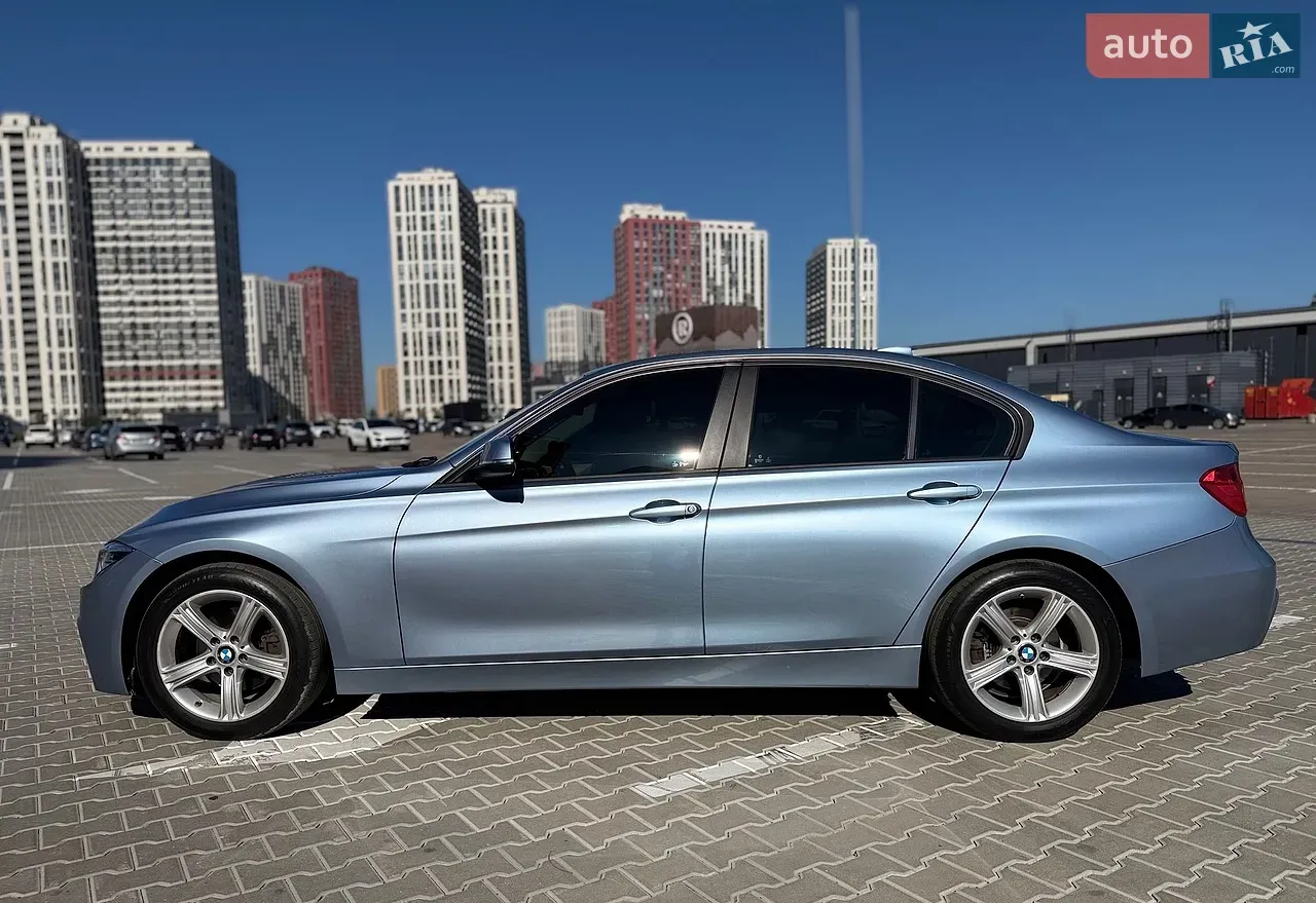 BMW 3 Series 2015 photo 5