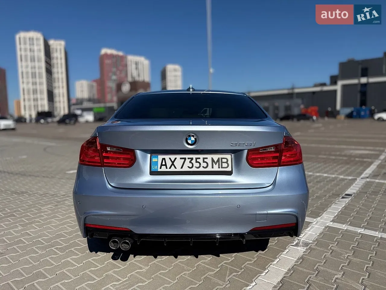 BMW 3 Series 2015 photo 3