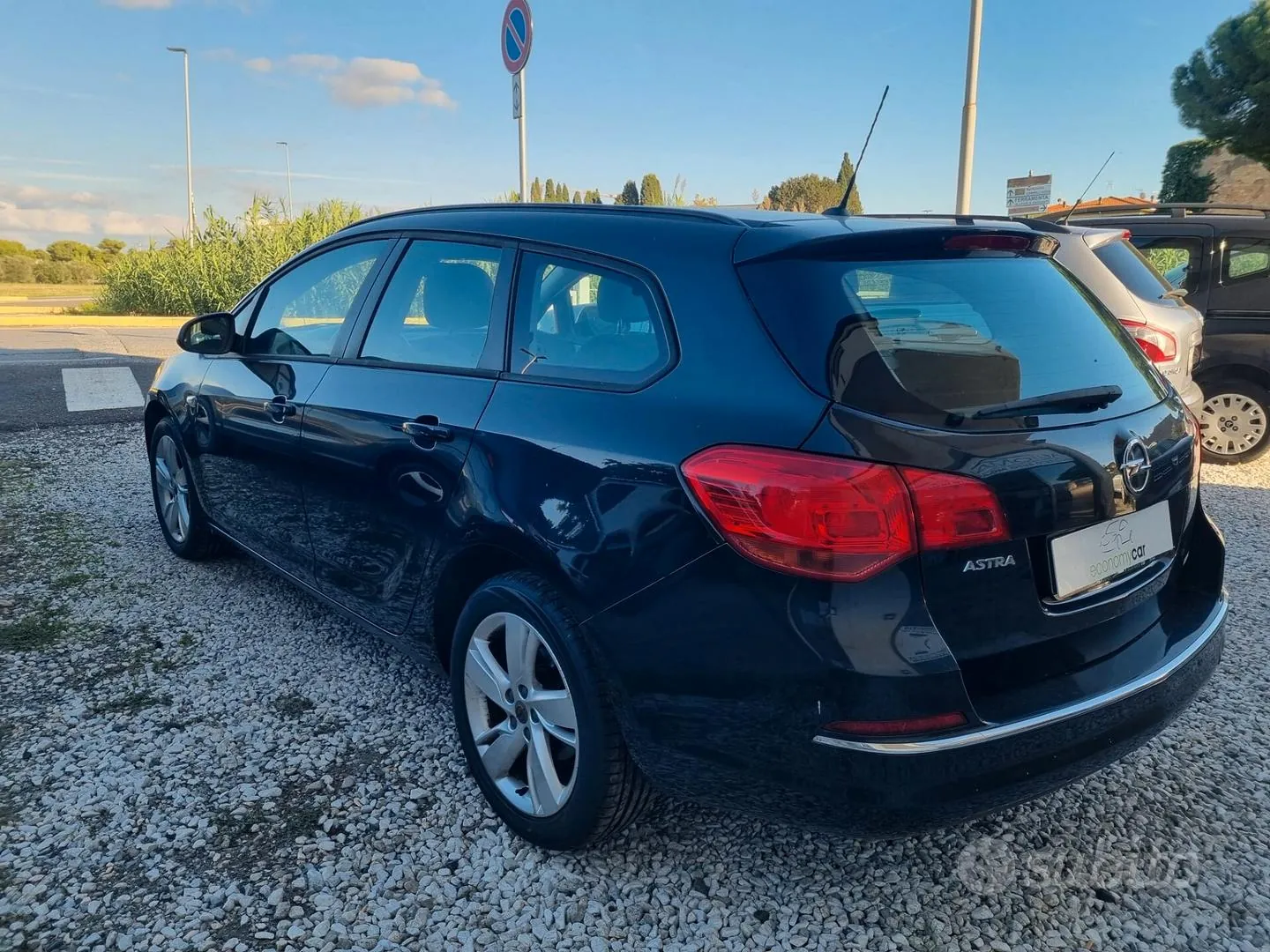 Opel Astra 2013 photo 5